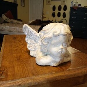 Angels Cream Sculptural Hand Accent Decor